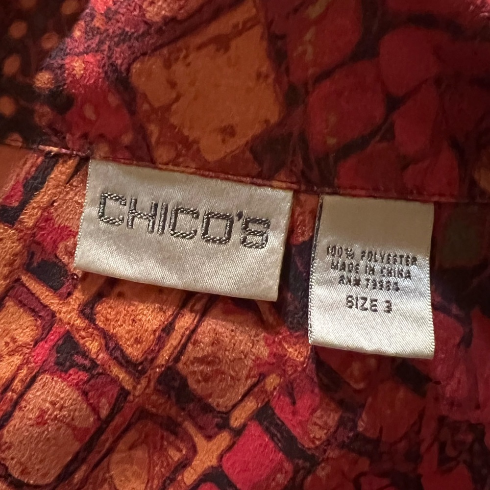 Chico’s Orange & Rust Printed Long Sleeve Button Down Collared Shirt - Picture 4 of 5